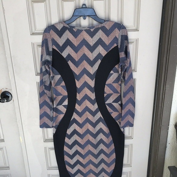 LulaRoe Dress SzS BodyCon Multi Color Long Sleeves Curve Accent NWOT Nice - Picture 5 of 16